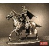 Оловянный рыцарь на коне в доспехах Рыцарство 16 век ординец, тамплиер